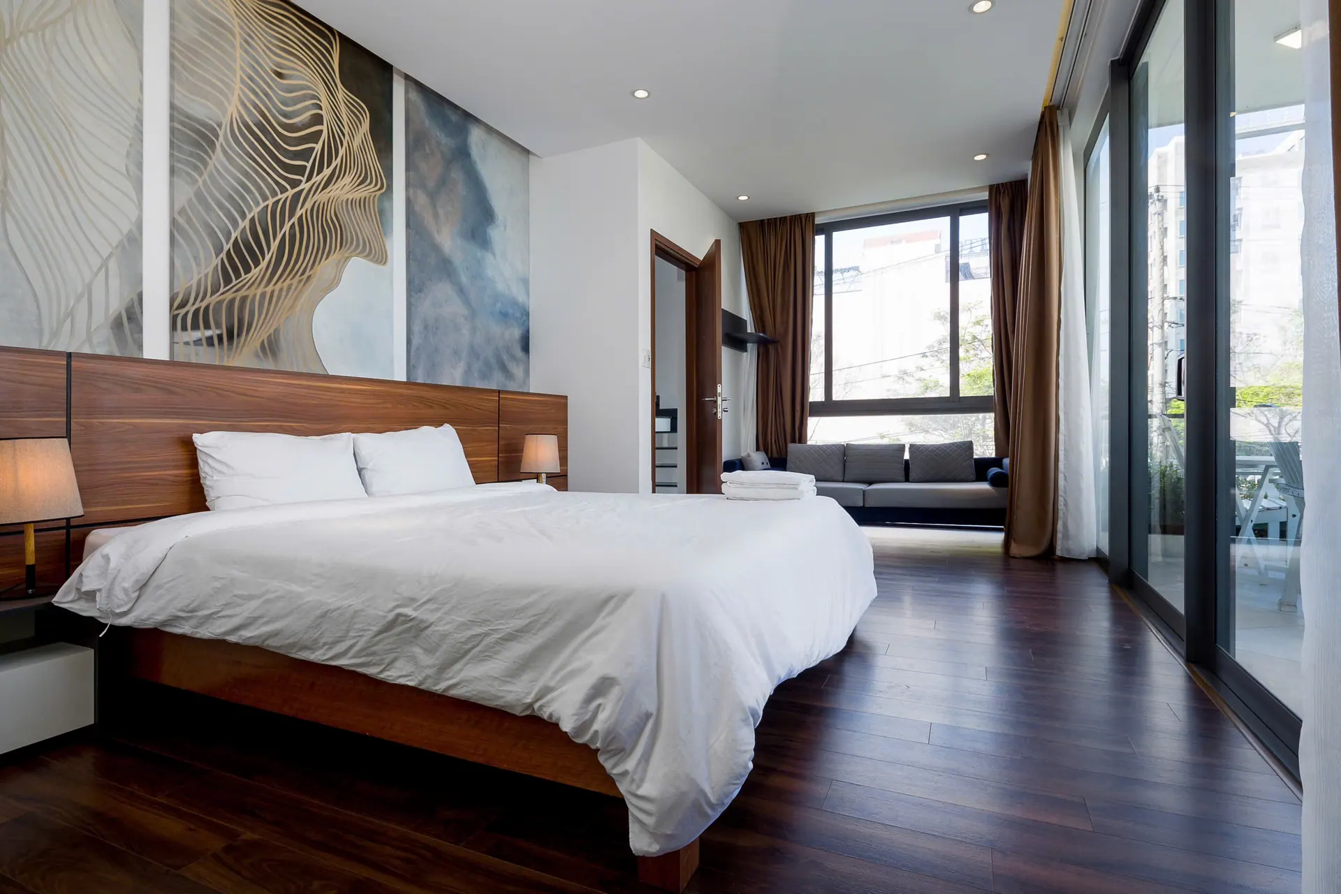 The Stunning Luxurious Villa by My Khe beach An Hai 41